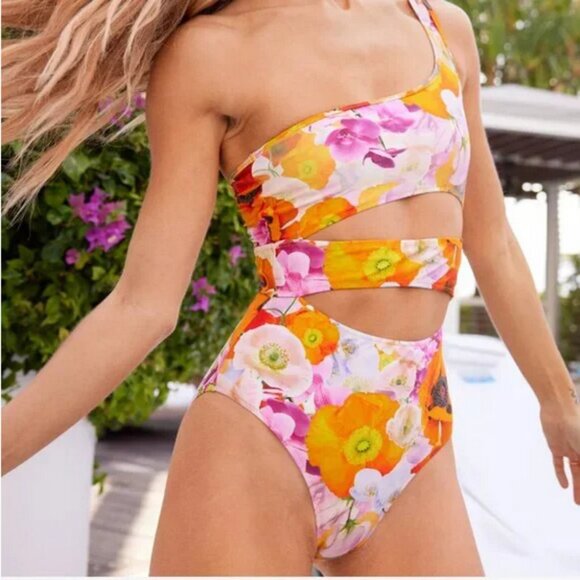 AERIE Cut Out One Shoulder One Piece Swimsuit - Like New - Picture 3 of 4